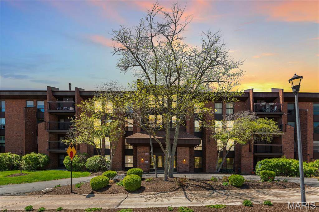585 Coeur De Royale Drive - Photo 1
