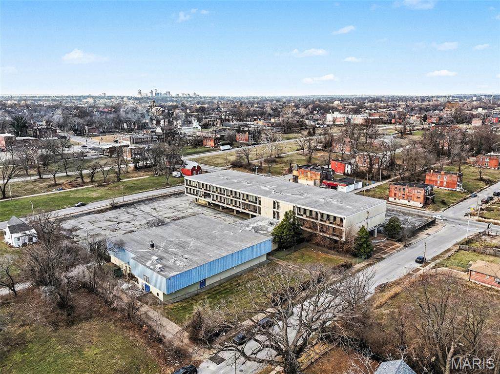 5750 Lotus Avenue - Photo 1