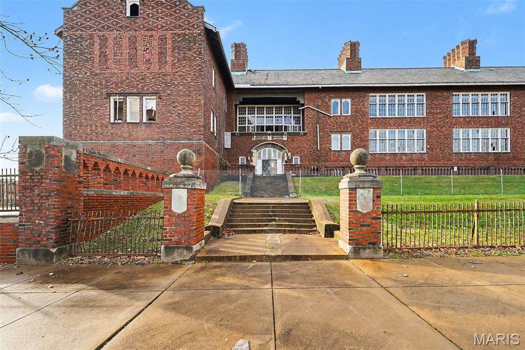 4908 Cote Brilliante Avenue - Photo 1