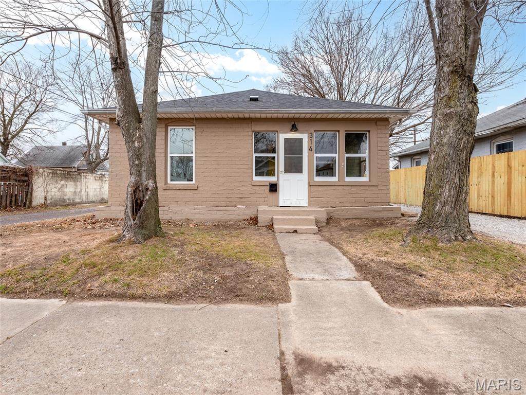 314 3rd Street - Photo 1