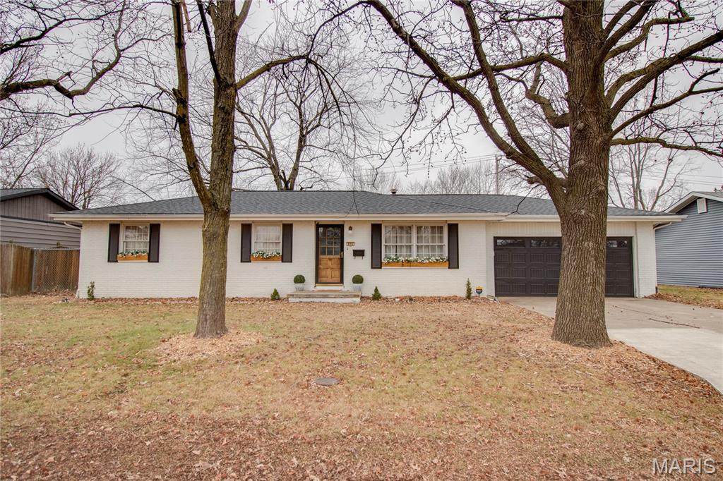 610 Vermont Street - Photo 1