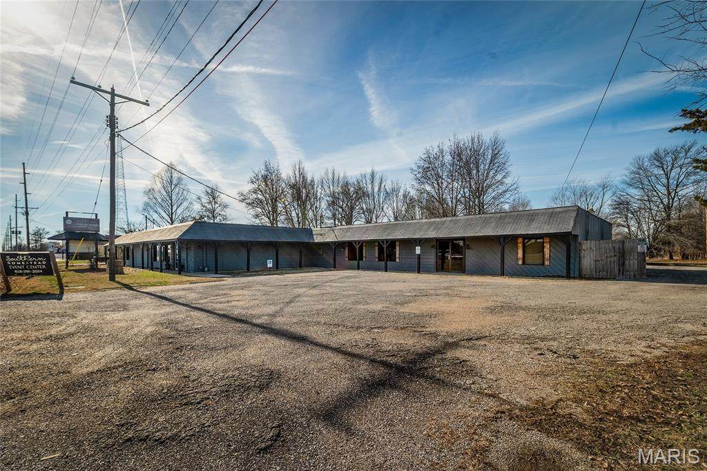 1323 Washington - Photo 1