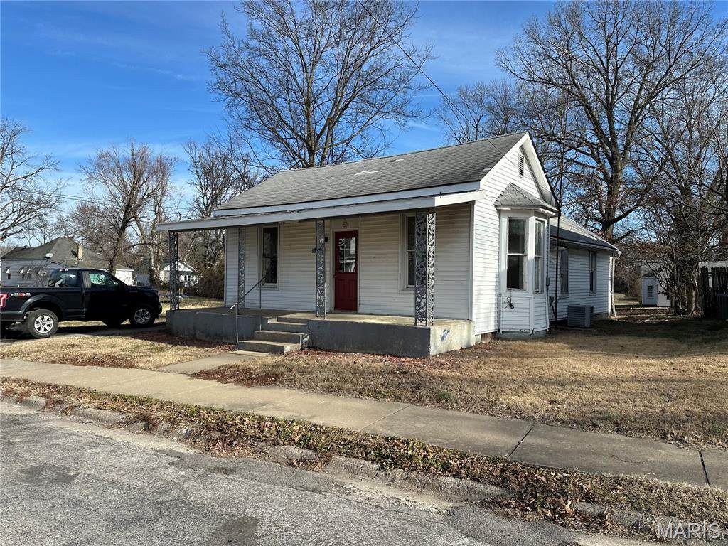 220 Vine Street - Photo 1