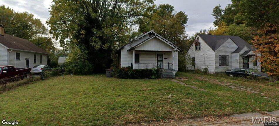 1335 39th Street - Photo 1