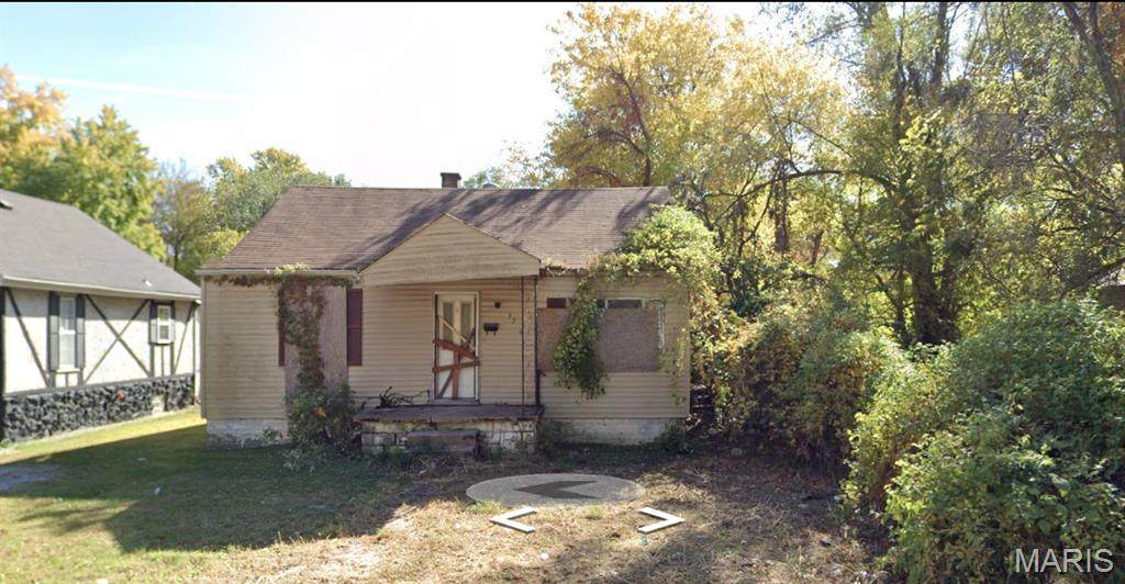 5710 Warren Avenue - Photo 1