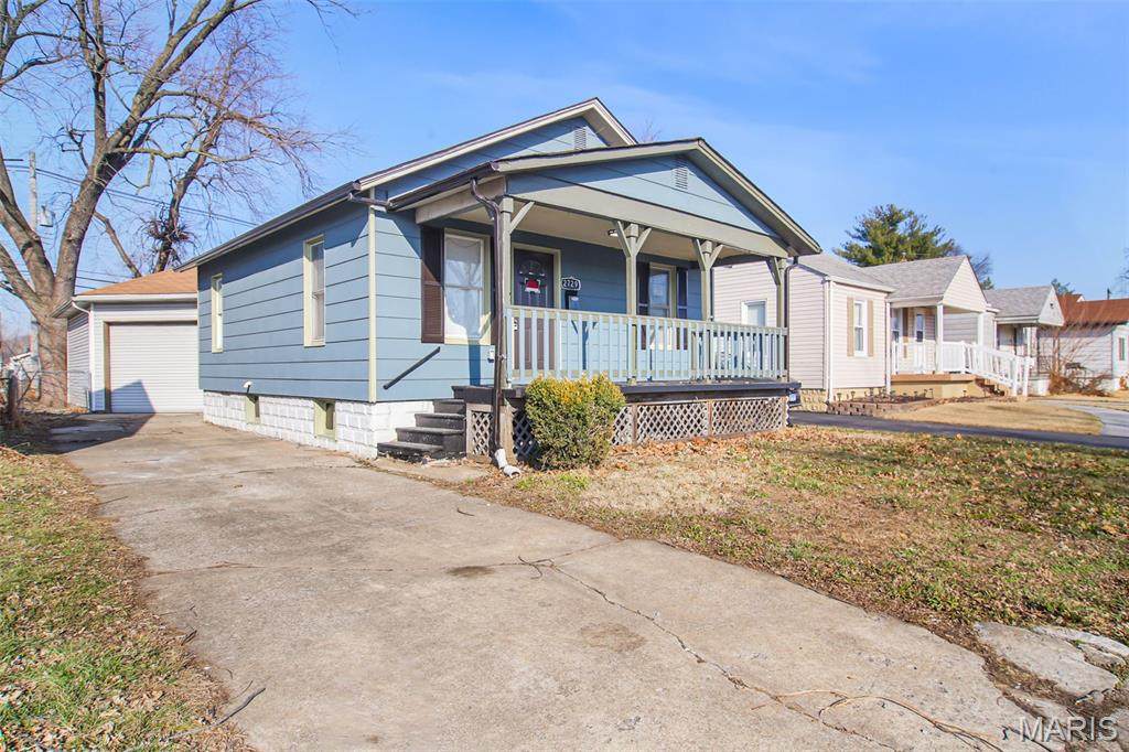 2729 Ralph Street - Photo 1