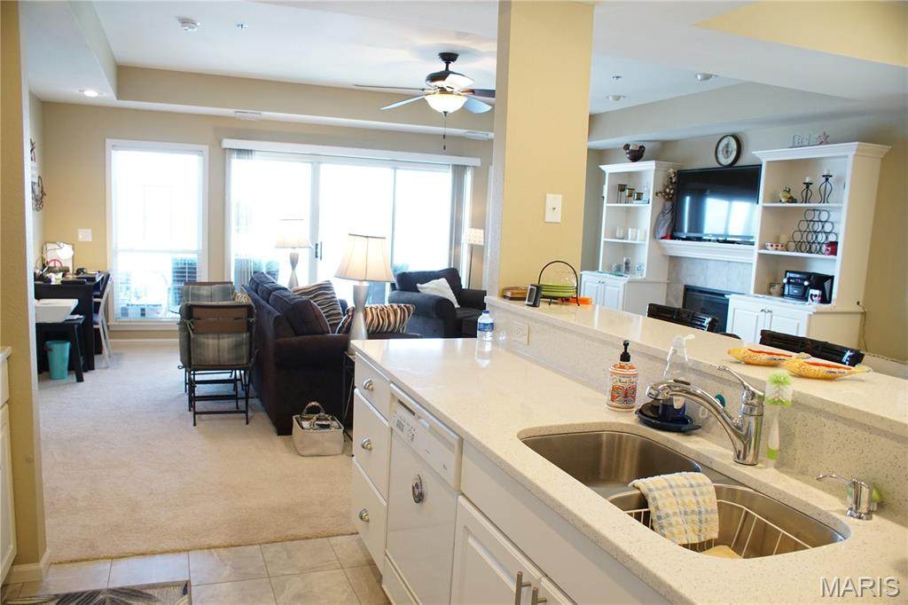 807 Harbour Town Drive - Photo 1