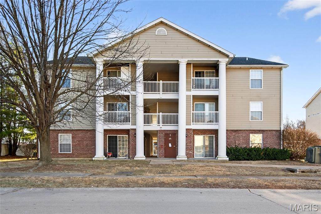 660 Materdie Lane - Photo 1