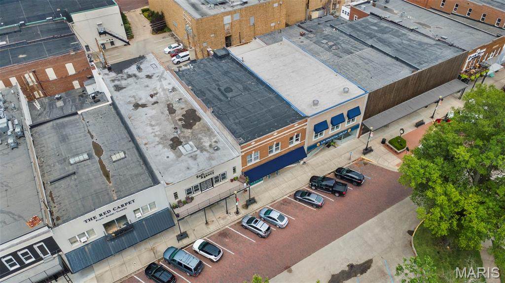 112 Front Street - Photo 1