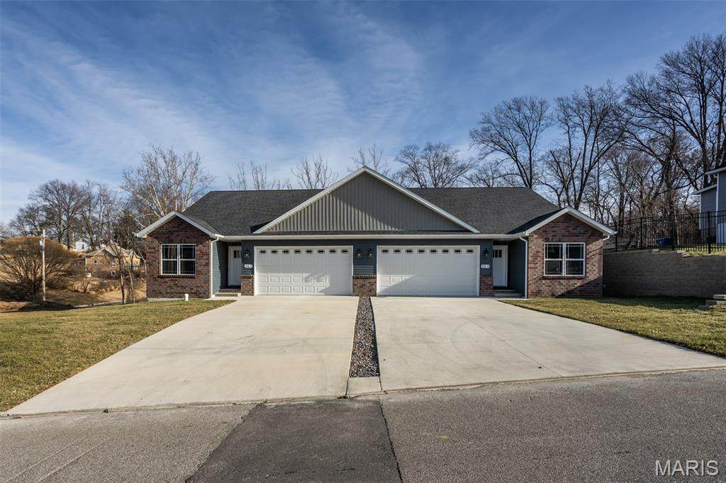 652 Kansas Street - Photo 1