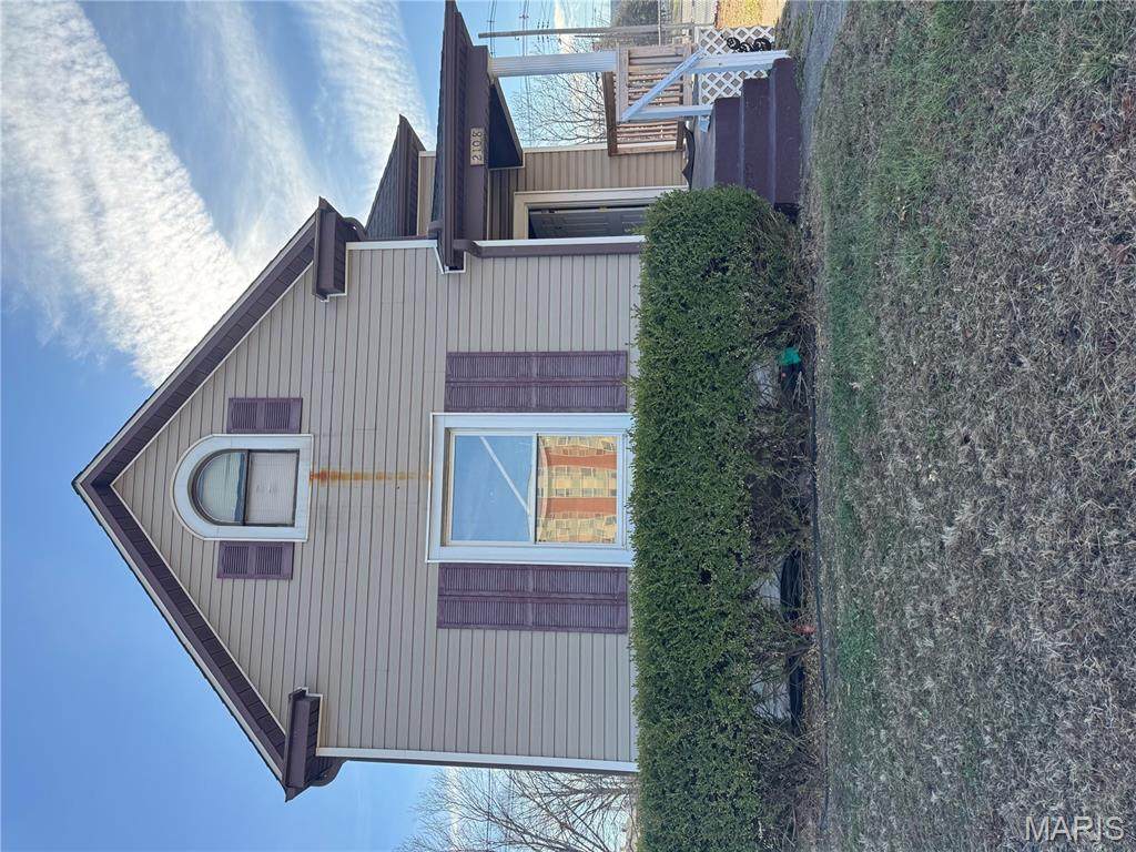 2108 Washington Ave - Photo 1