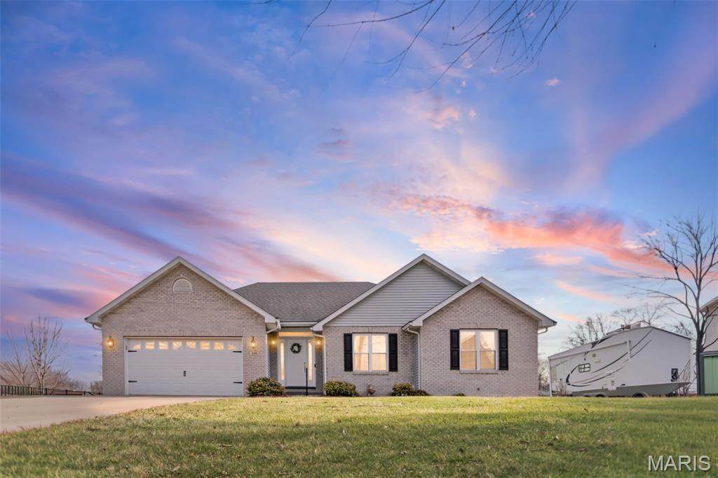 336 Overlook Drive - Photo 1