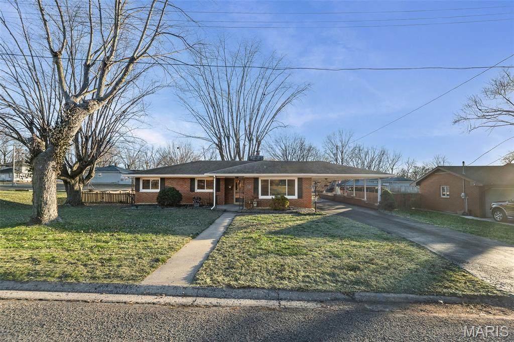 2 Fieldcrest Drive - Photo 1