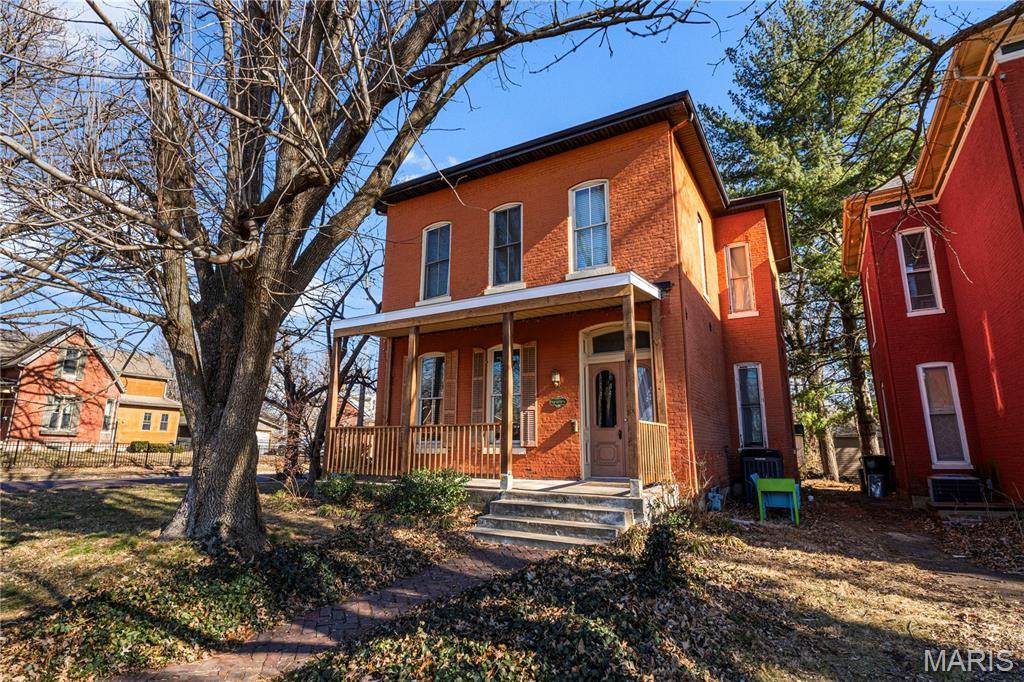 402 Abend Street - Photo 1