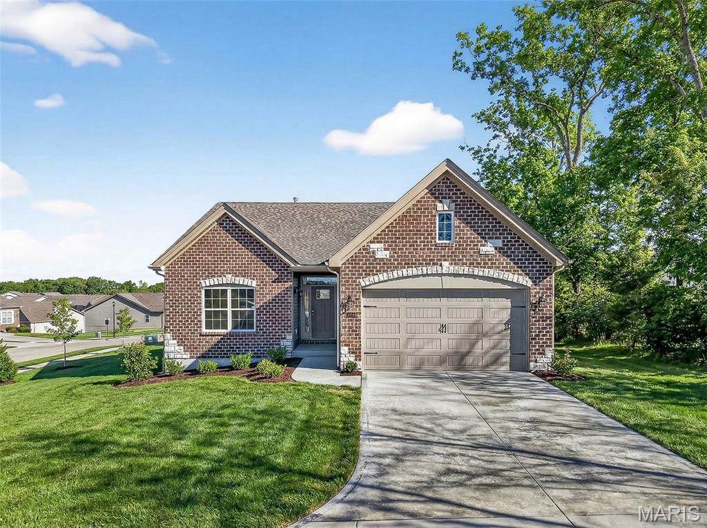 202 Keaton Woods Drive - Photo 1