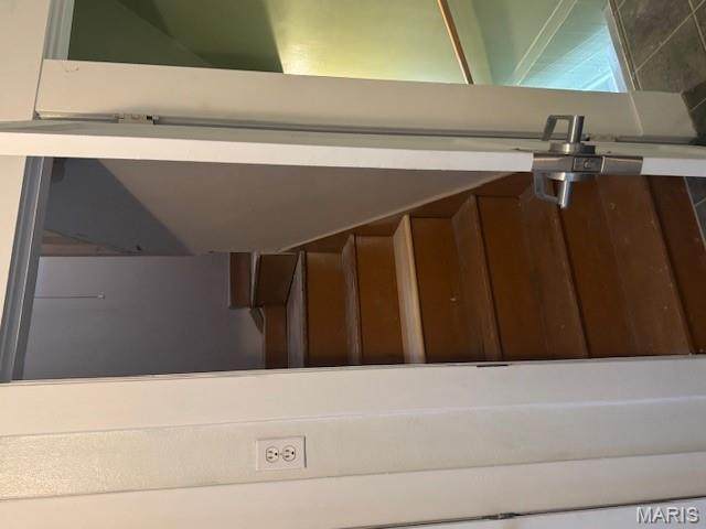 10 29th Street - Photo 1