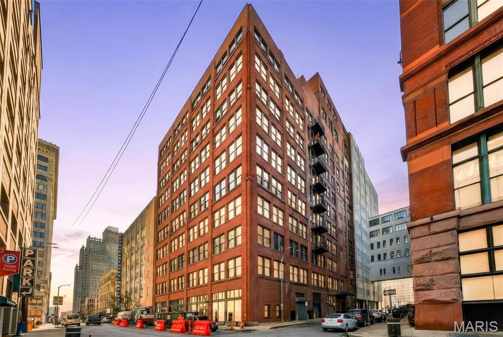 1010 Saint Charles Street - Photo 1