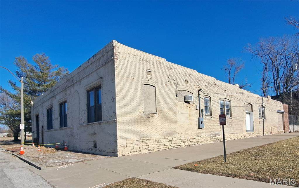 1724 13th Street - Photo 1