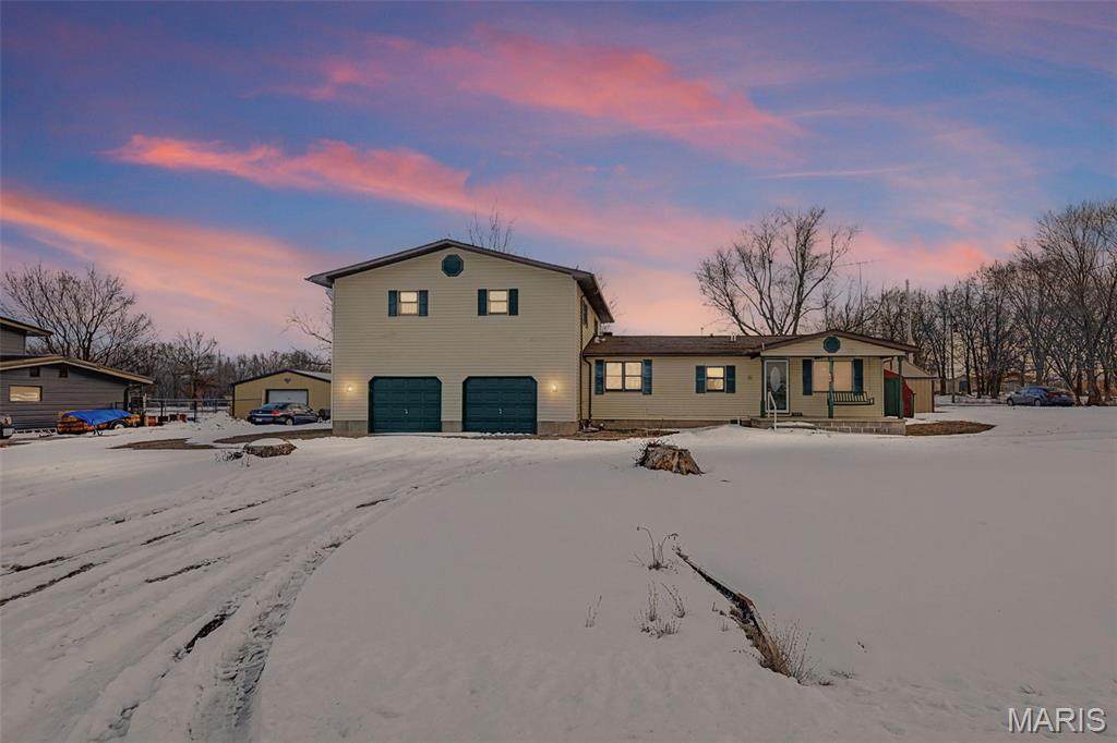 240 Taft Street - Photo 1