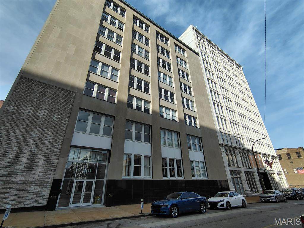 1511 Locust Street - Photo 1