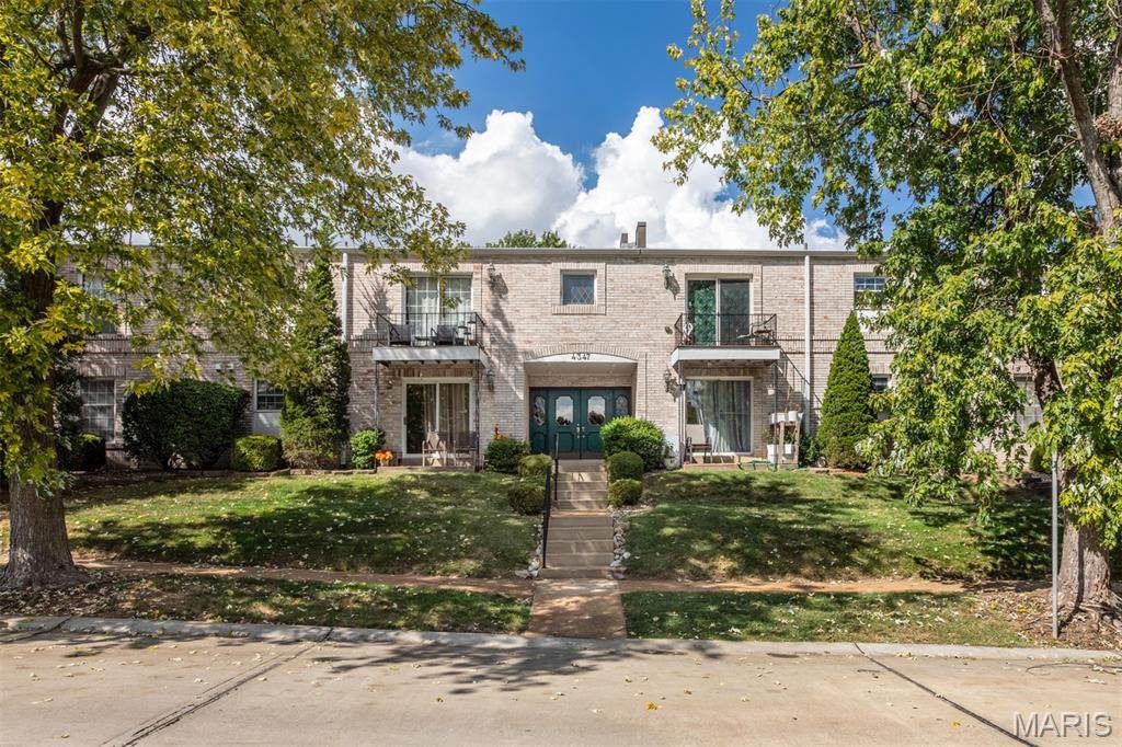 4347 Chateau De Ville Drive - Photo 1