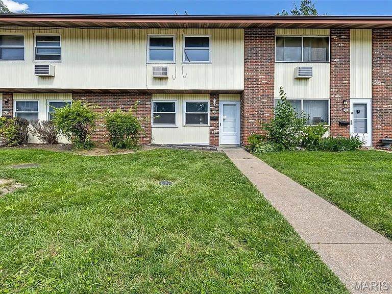 7546 Hazelcrest Drive - Photo 1