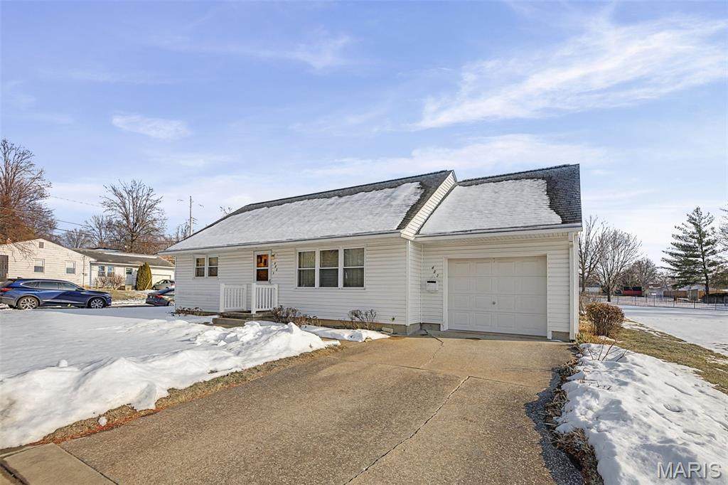 422 Cherry Street - Photo 1