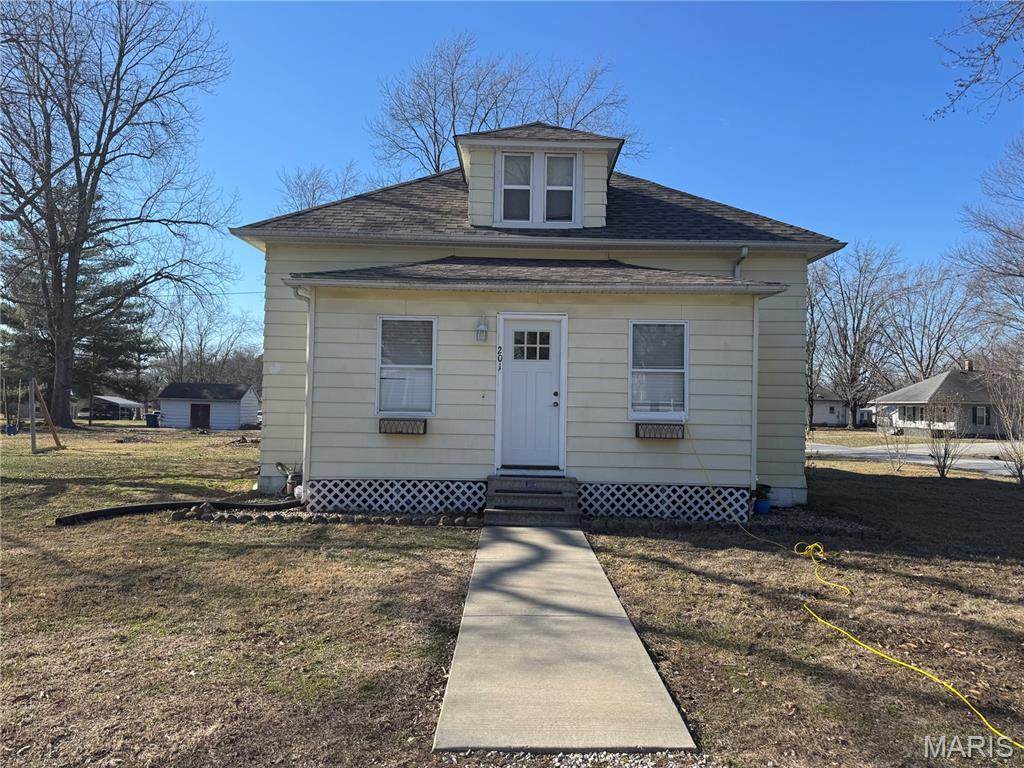 201 Park Court - Photo 1