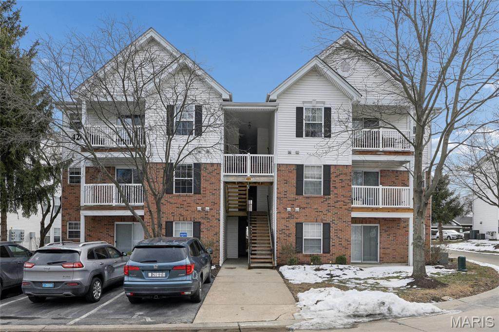 420 Benton Drive - Photo 1