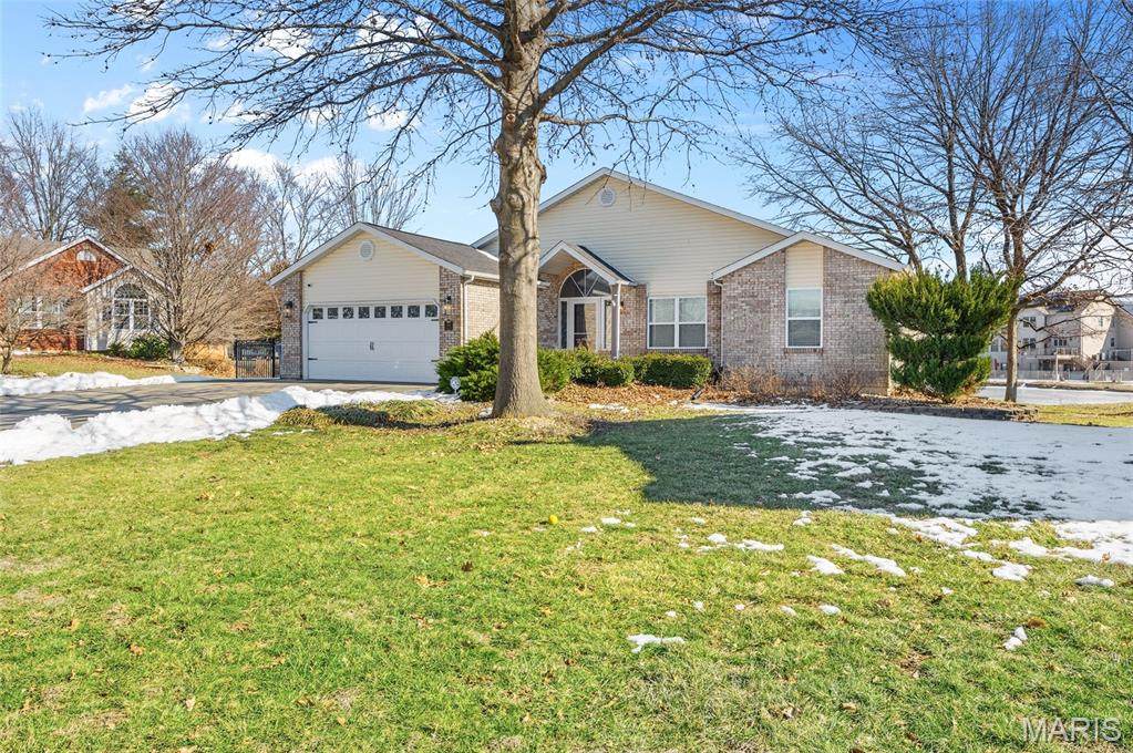 608 Sundance Trail - Photo 1