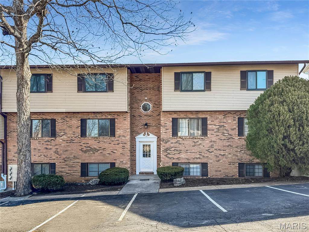 15 Village West Court - Photo 1