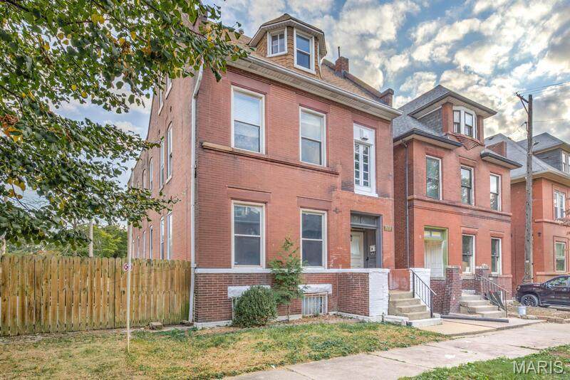 3616 Russell Boulevard - Photo 1
