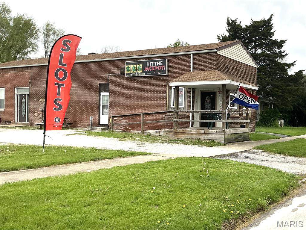 207 Central Avenue - Photo 1