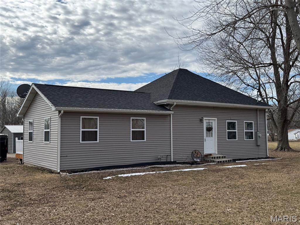 843 Monroe Street - Photo 1