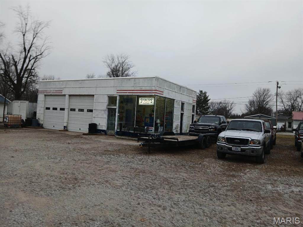 206 Washington Street - Photo 1