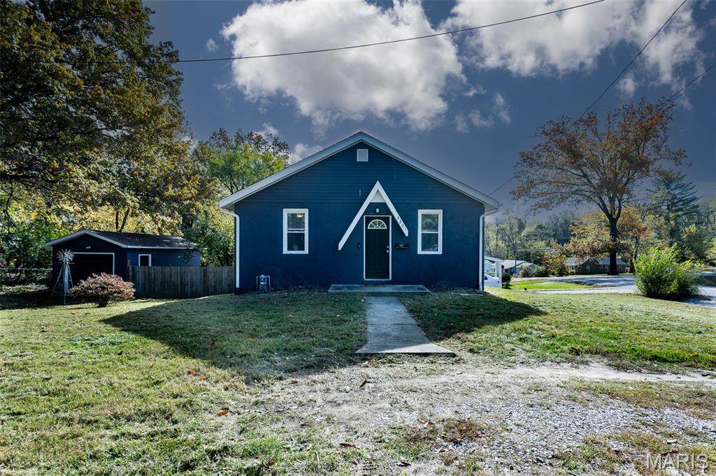 3201 Charlotte Court - Photo 1