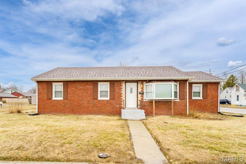 1735 Rhodes Street - Photo 1