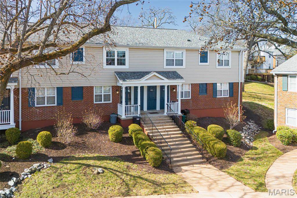 1465 Bobolink Place - Photo 1