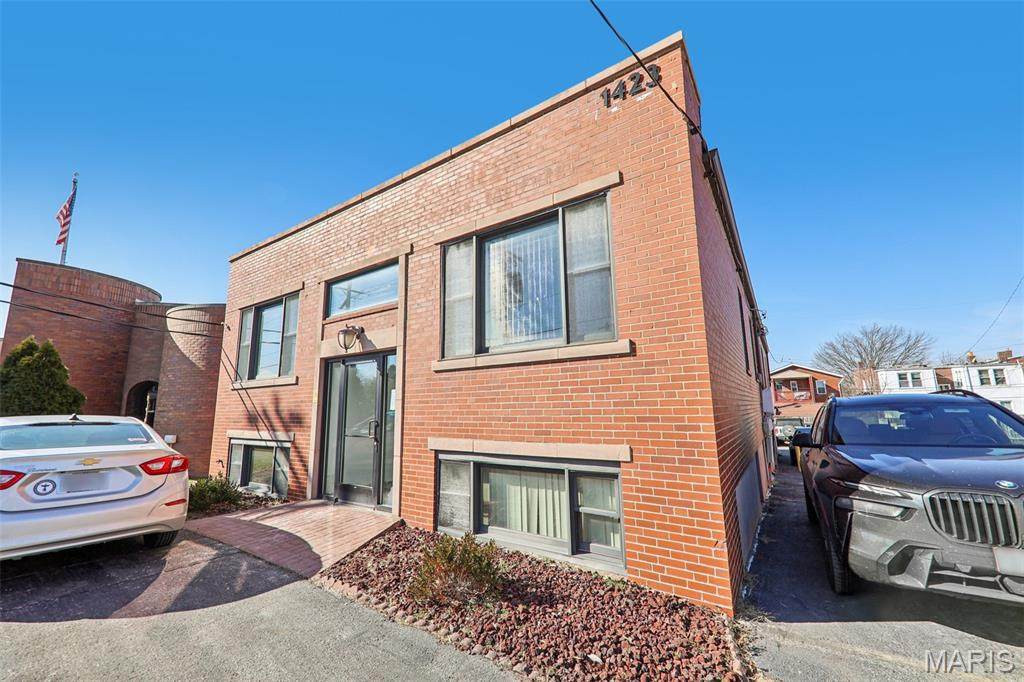 1423 Big Bend Boulevard - Photo 1