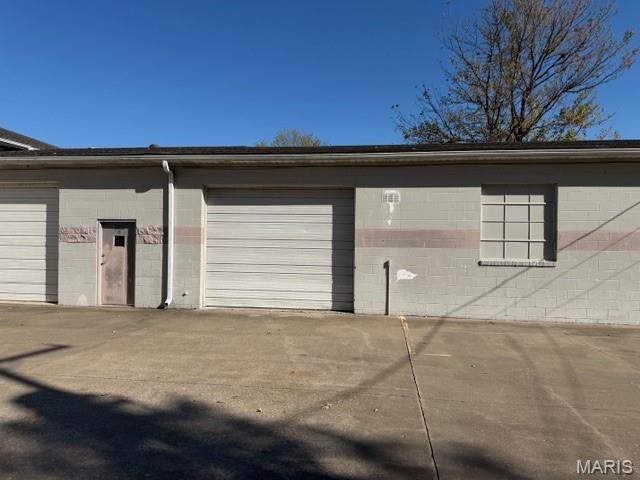 2222 Kingsway Drive - Photo 1