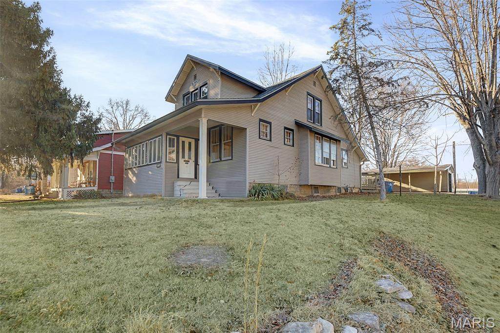 3322 Jackson Street - Photo 1