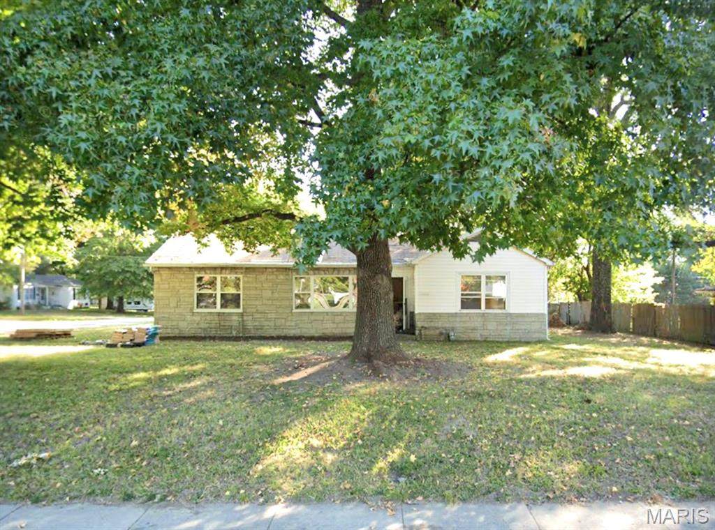 1912 17TH Street - Photo 1