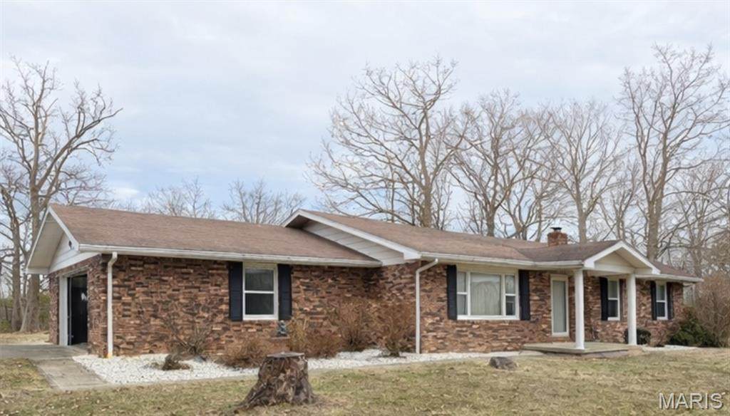 5426 E Dix Irvington Rd - Photo 1