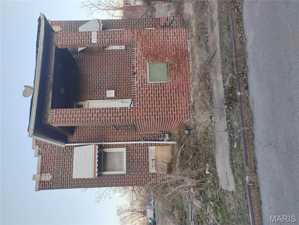 3901 Sherman Place - Photo 1