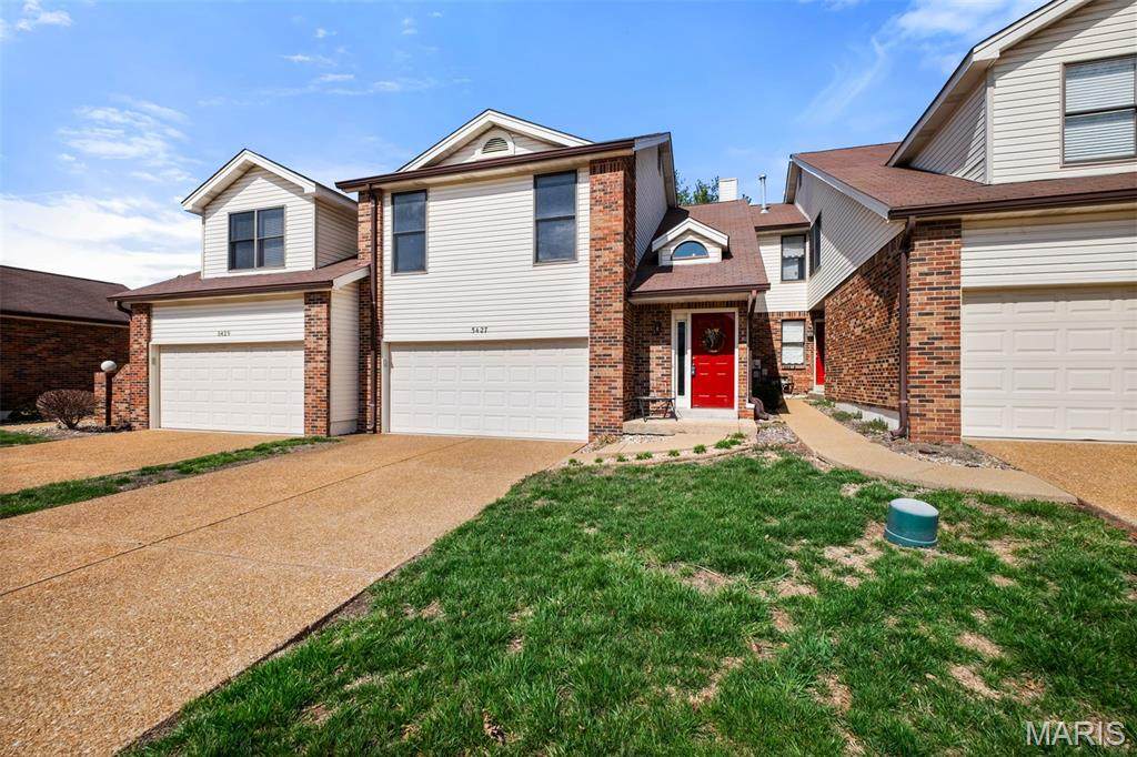 5427 Duchesne Parque Drive - Photo 1