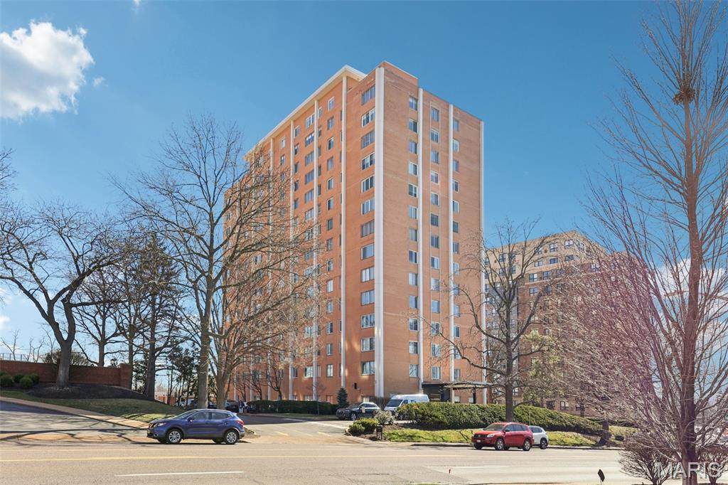 900 Hanley Road - Photo 1