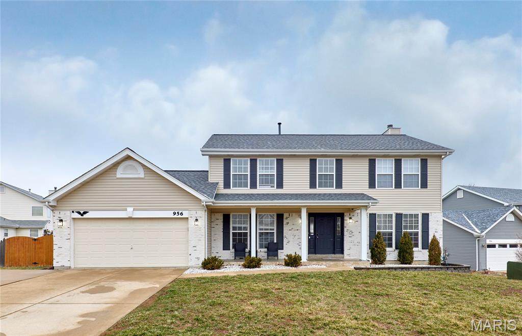 956 Searle Court - Photo 1