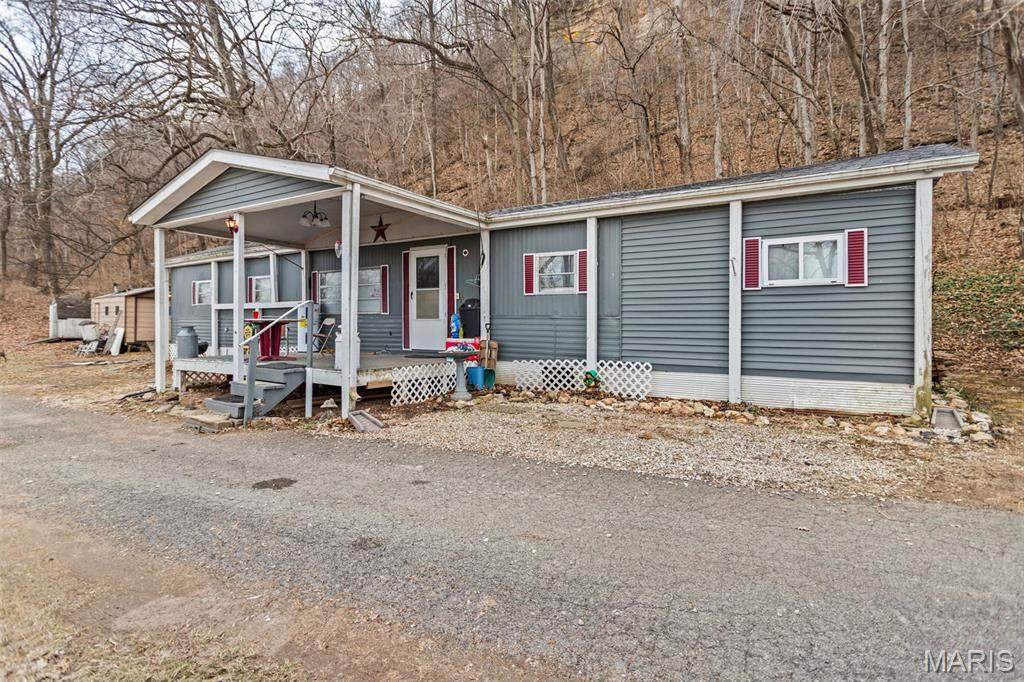 798 Broadway - Photo 1