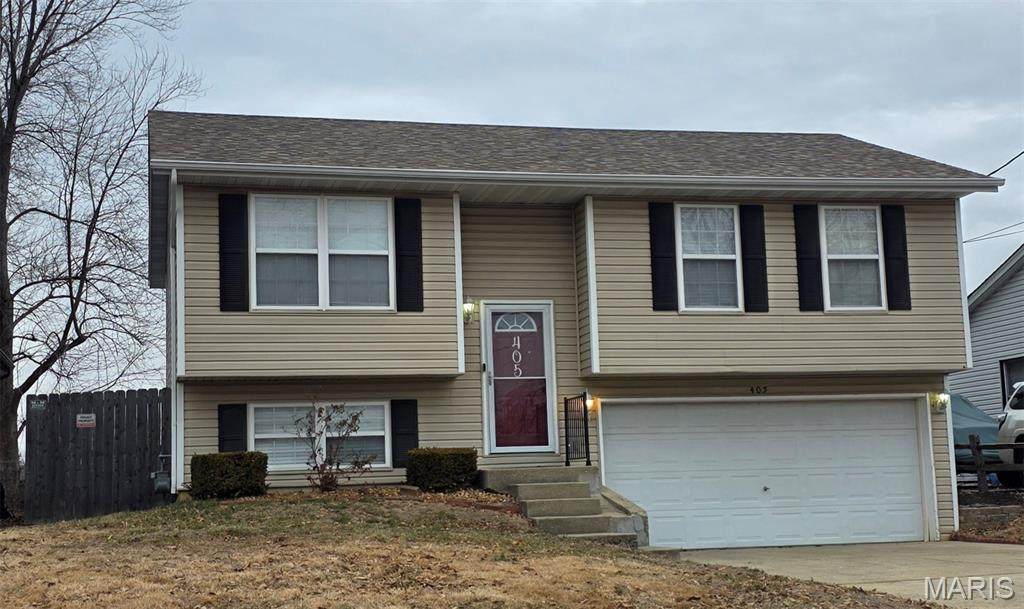 405 Bissell Avenue - Photo 1