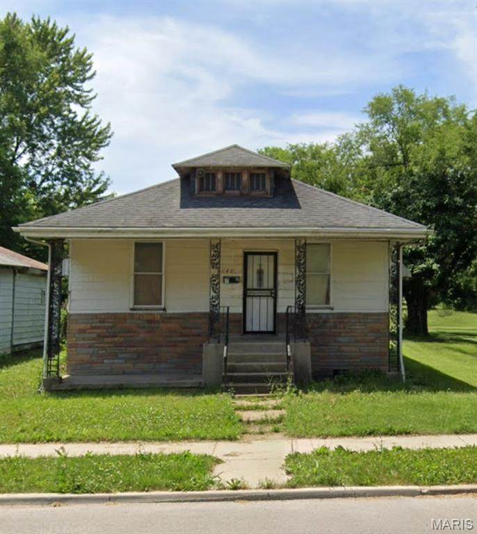 2406 Saint Louis Avenue - Photo 1